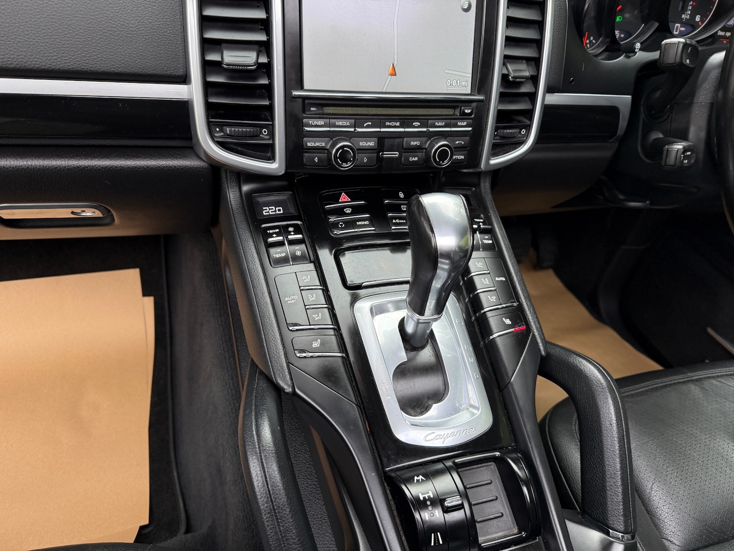 Used Porsche Cayenne 2012 for sale - 77600578: Photo 21