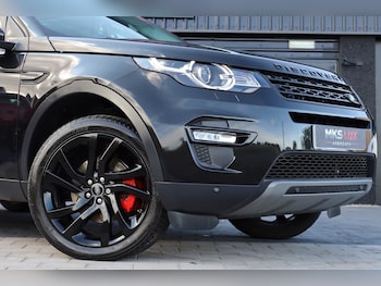 Used Land Rover Discovery Sport 2017 for sale - 79534575: Photo