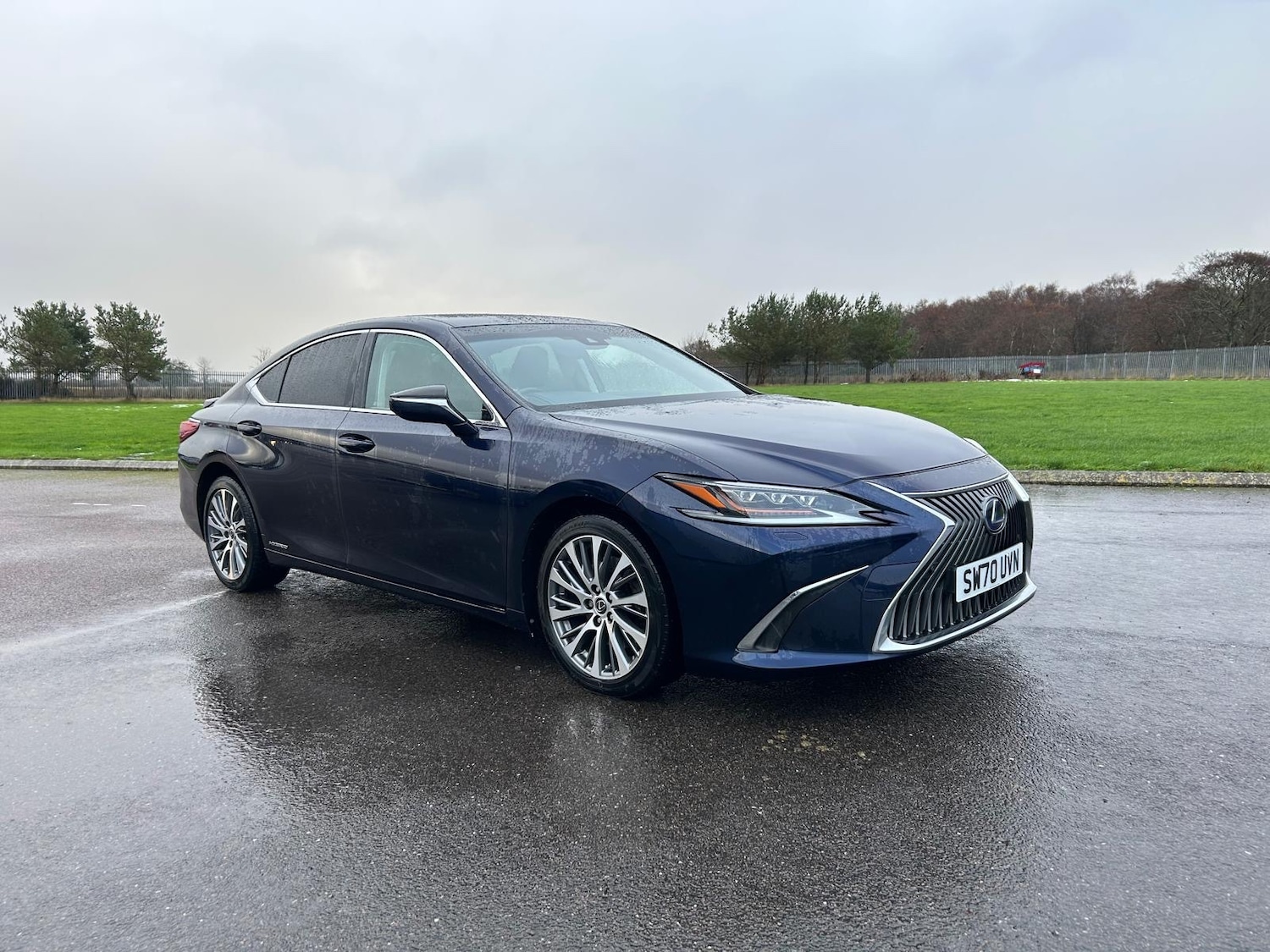 Used Lexus ES 2020 for sale - 76687589: Photo 1