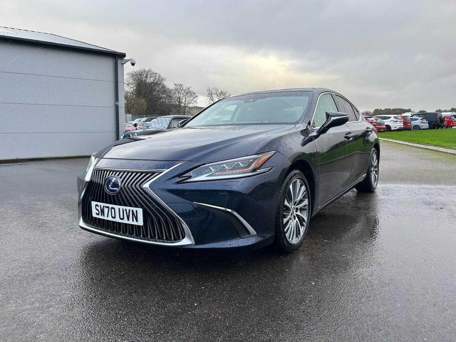 Used Lexus ES 2020 for sale - 76687589: Photo 2