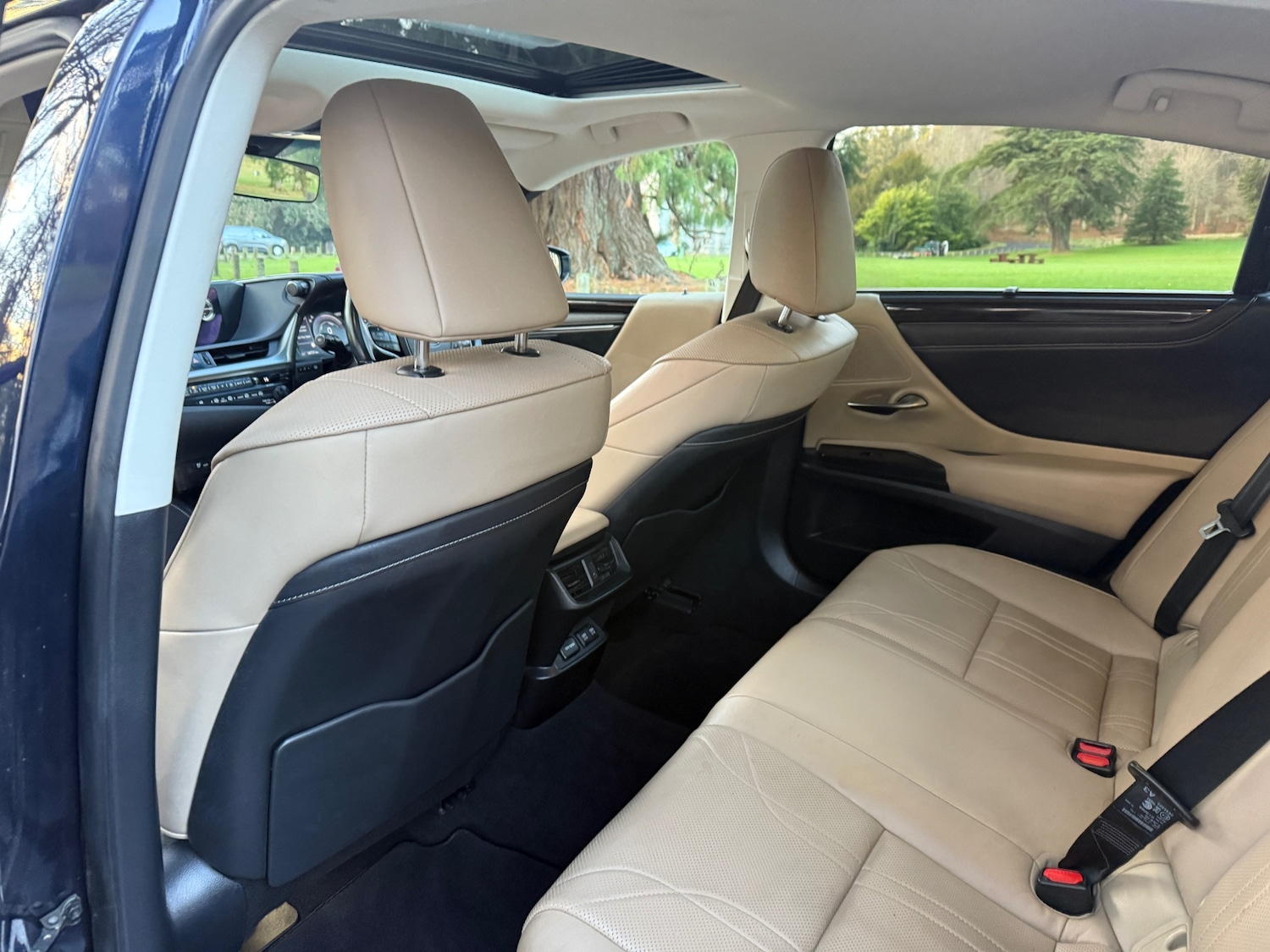 Used Lexus ES 2020 for sale - 76687589: Photo 25