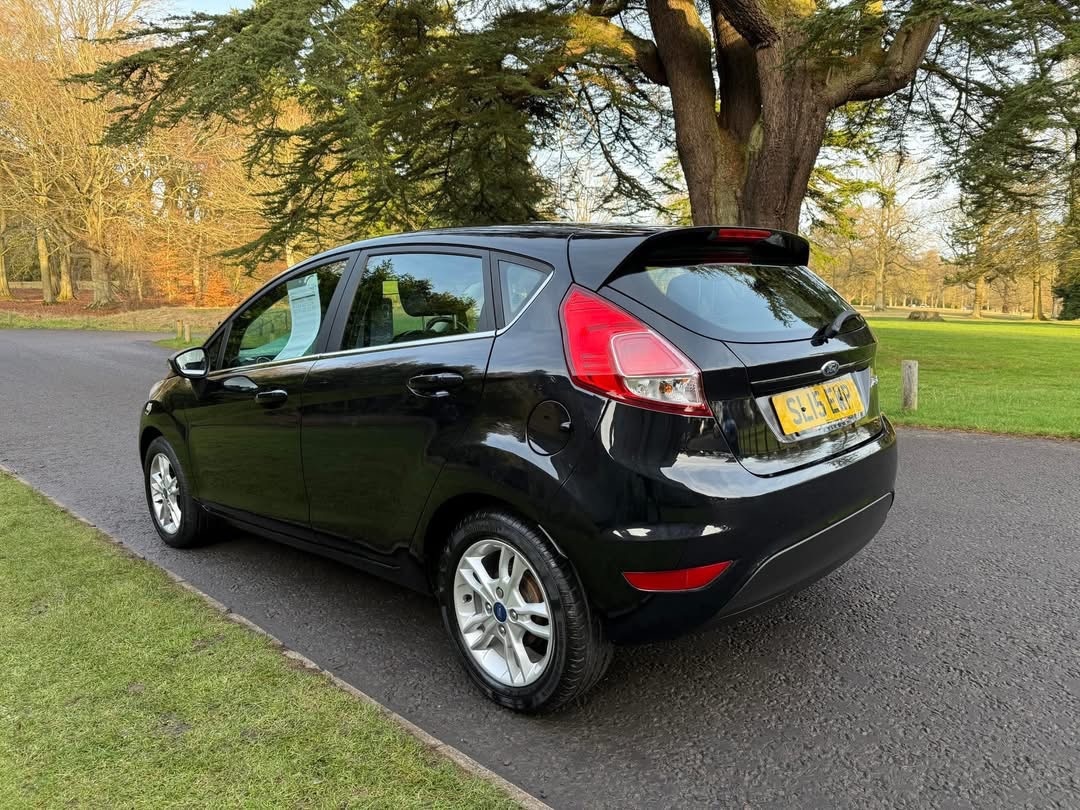 Used Ford Fiesta 2015 for sale - 77158105: Photo 2