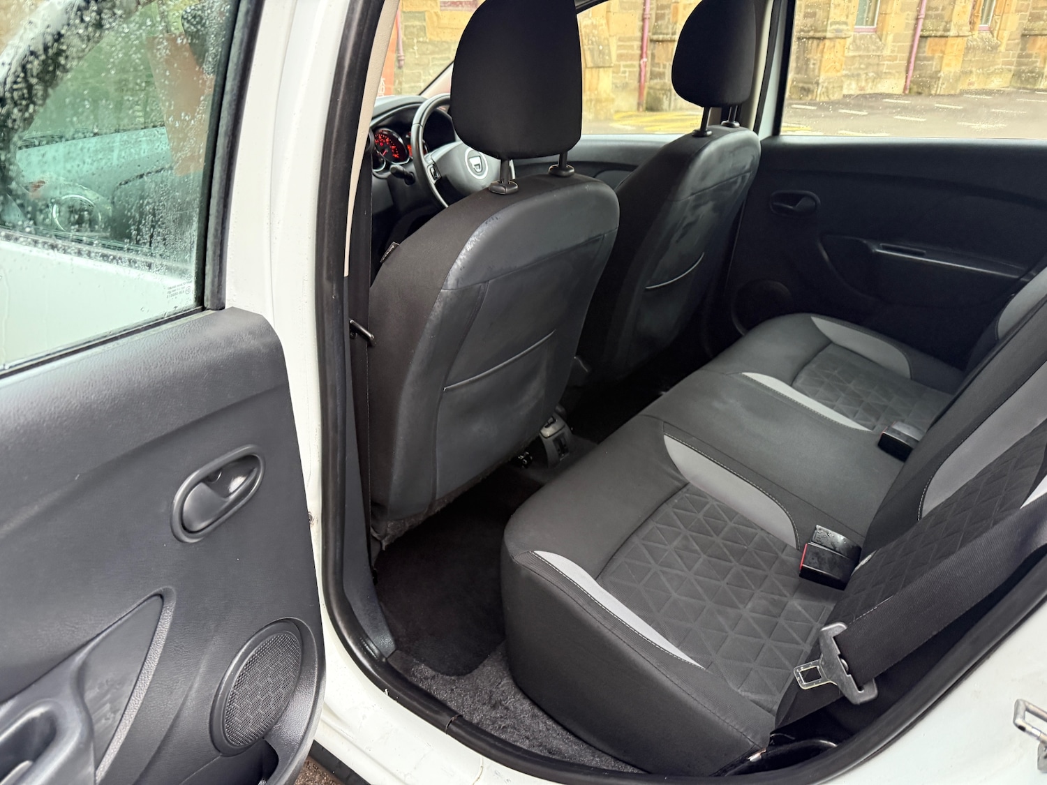 Used Dacia Sandero Stepway 2015 for sale - 76082945: Photo 11