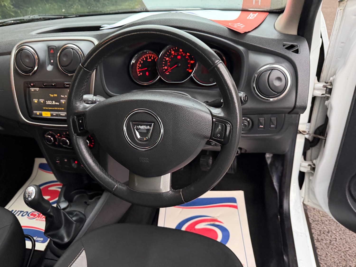 Used Dacia Sandero Stepway 2015 for sale - 76082945: Photo 13