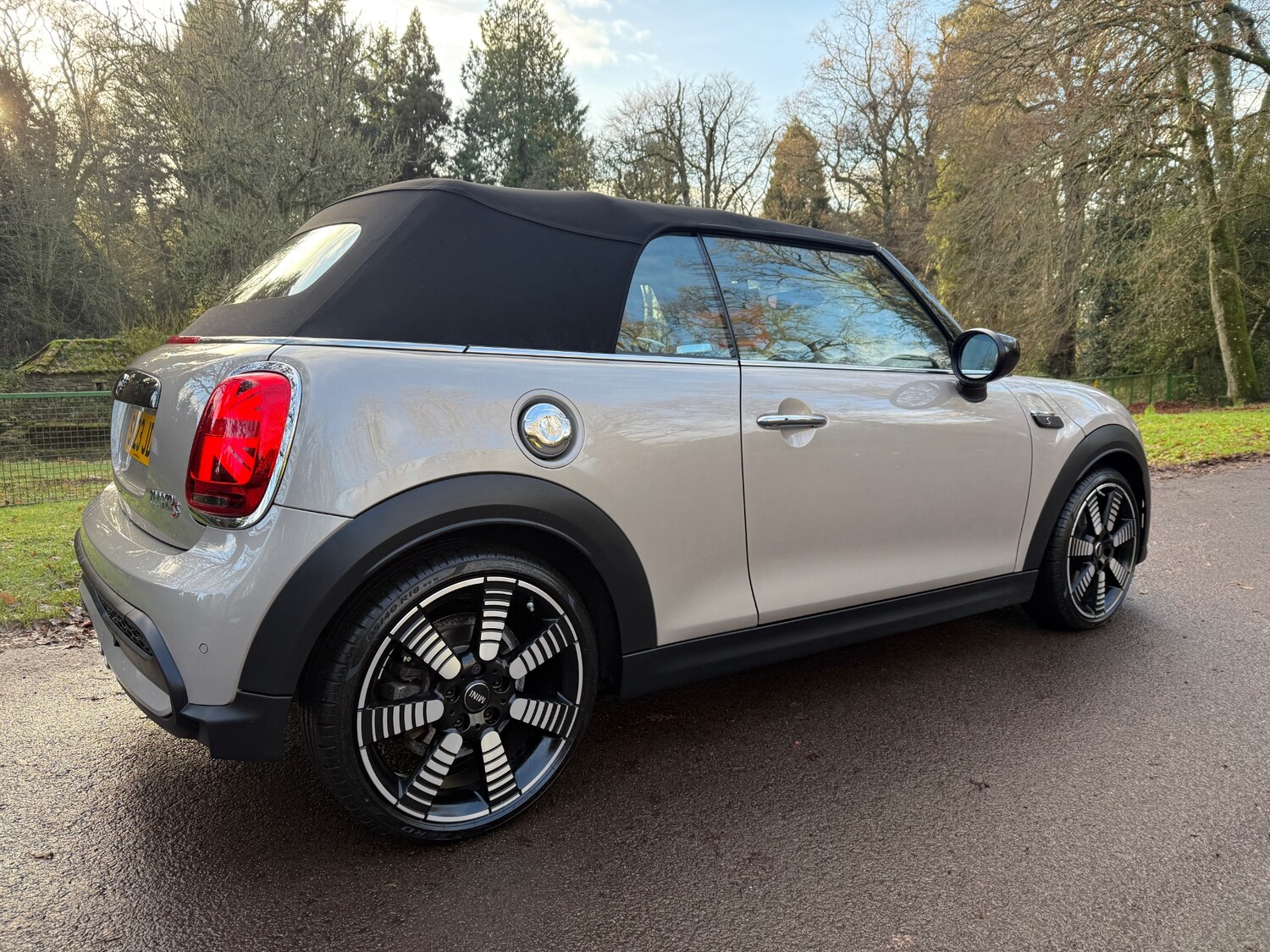 Used MINI Convertible 2023 for sale - 76978161: Photo 23