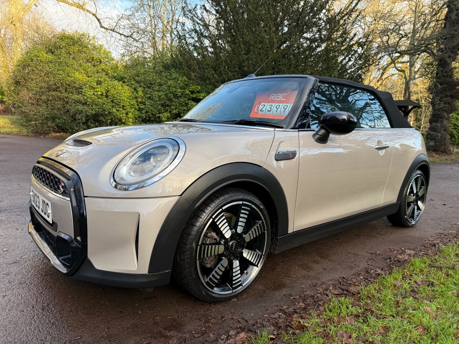 Used MINI Convertible 2023 for sale - 76978161: Photo 25