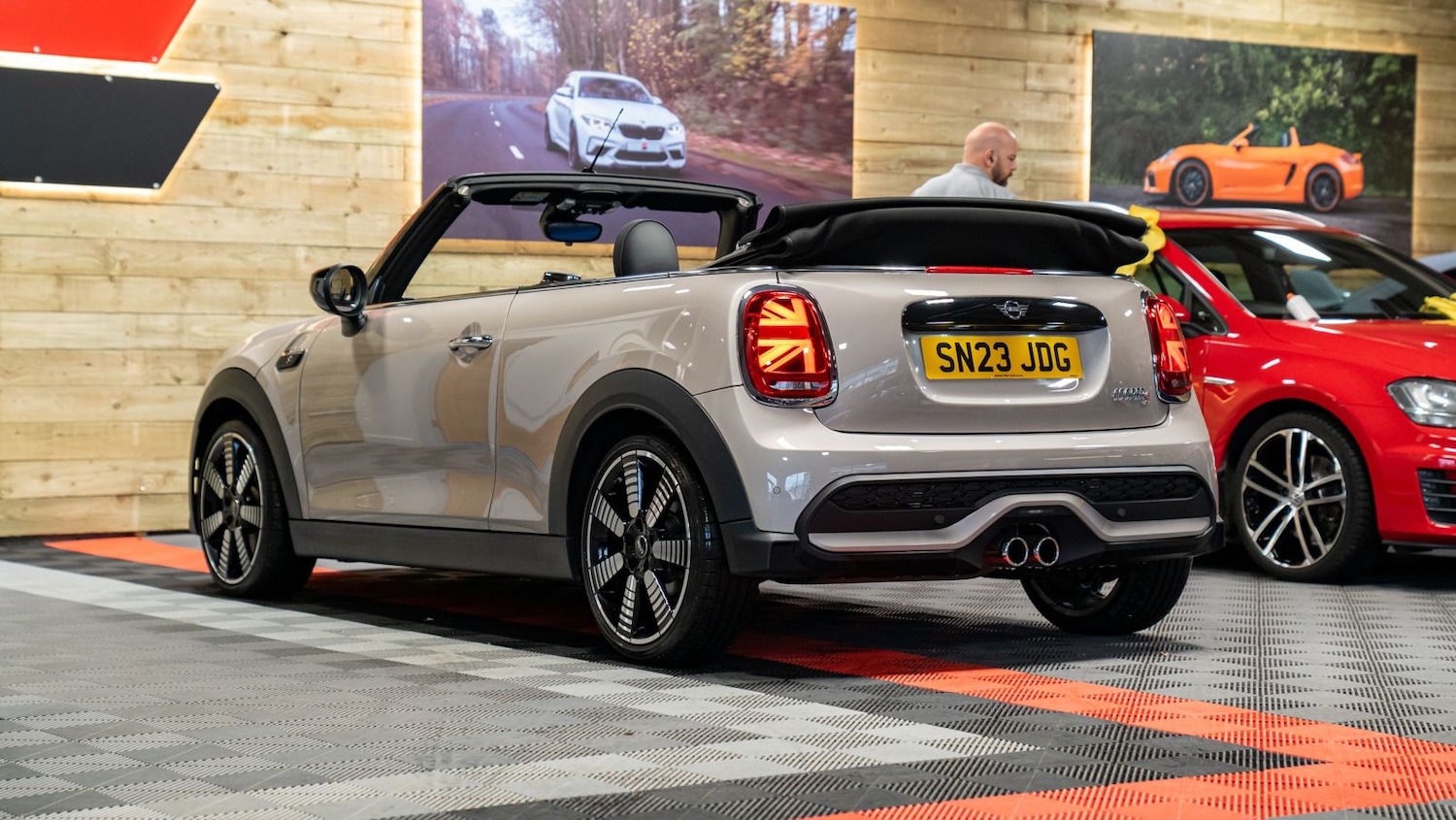 Used MINI Convertible 2023 for sale - 76978161: Photo 3