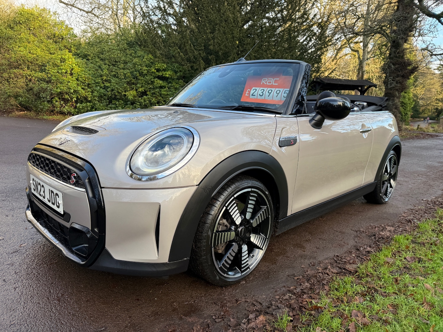 Used MINI Convertible 2023 for sale - 76978161: Photo 5