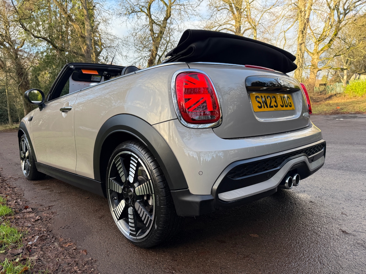 Used MINI Convertible 2023 for sale - 76978161: Photo 8