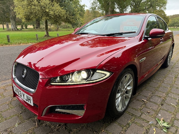Used Jaguar XF 2013 for sale - 76179129: Photo 2