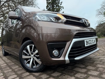 Used Toyota PROACE CITY Verso 2022 for sale - 77049323: Photo