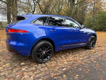 Used Jaguar F-Pace 2017 for sale - 76552698: Photo