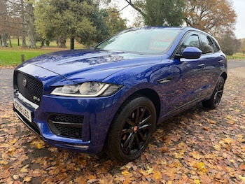 Used Jaguar F-Pace 2017 for sale - 76552698: Photo