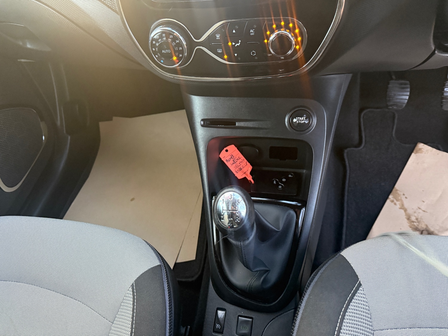 Used Renault Captur 2014 for sale - 76668993: Photo 18