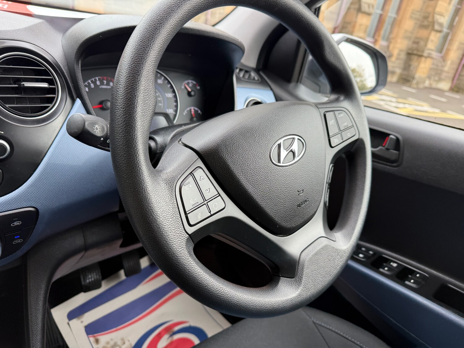 Used Hyundai i10 2015 for sale - 75993142: Photo 12