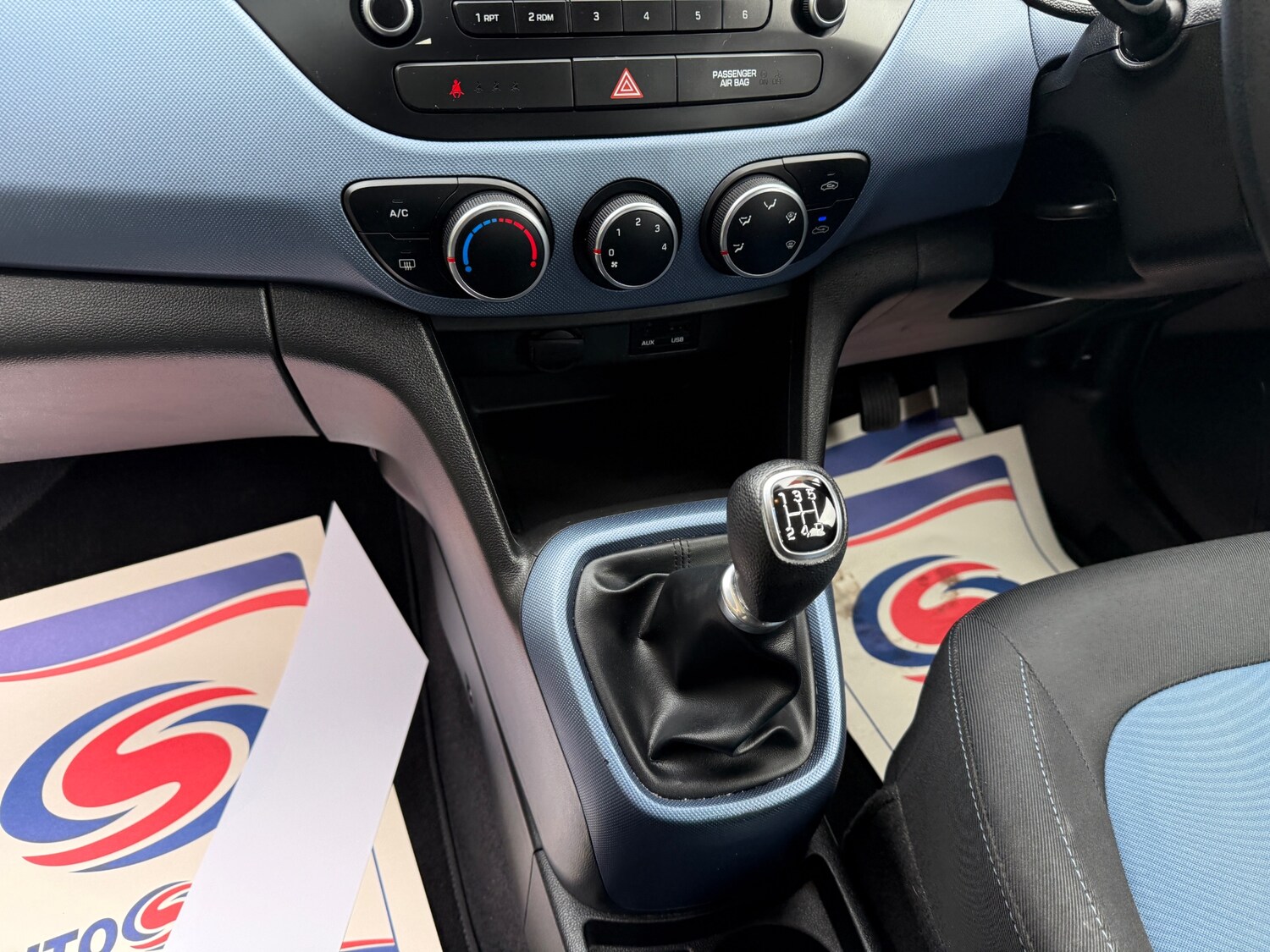 Used Hyundai i10 2015 for sale - 75993142: Photo 14