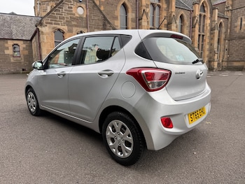 Used Hyundai i10 2015 for sale - 75993142: Photo