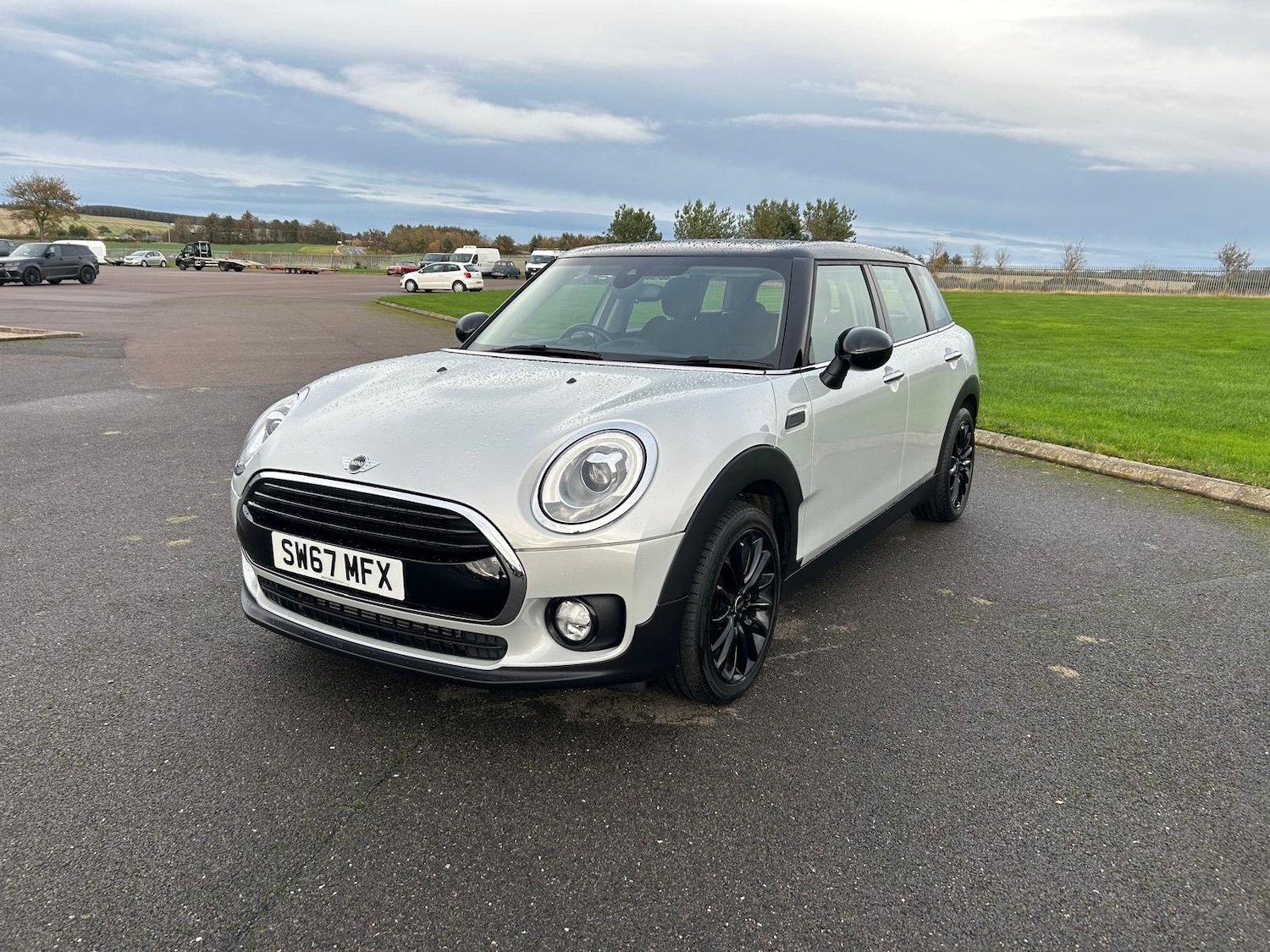 Used MINI Clubman 2017 for sale - 76442729: Photo 1