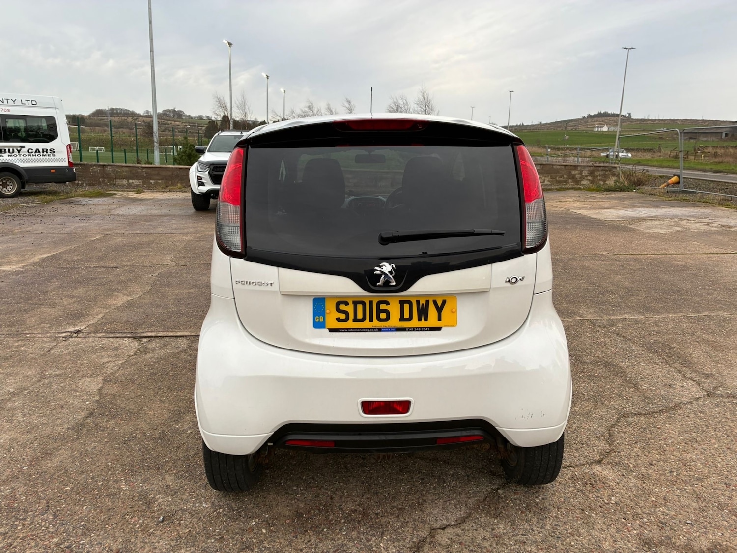 Used Peugeot iOn 2016 for sale - 76929140: Photo 2