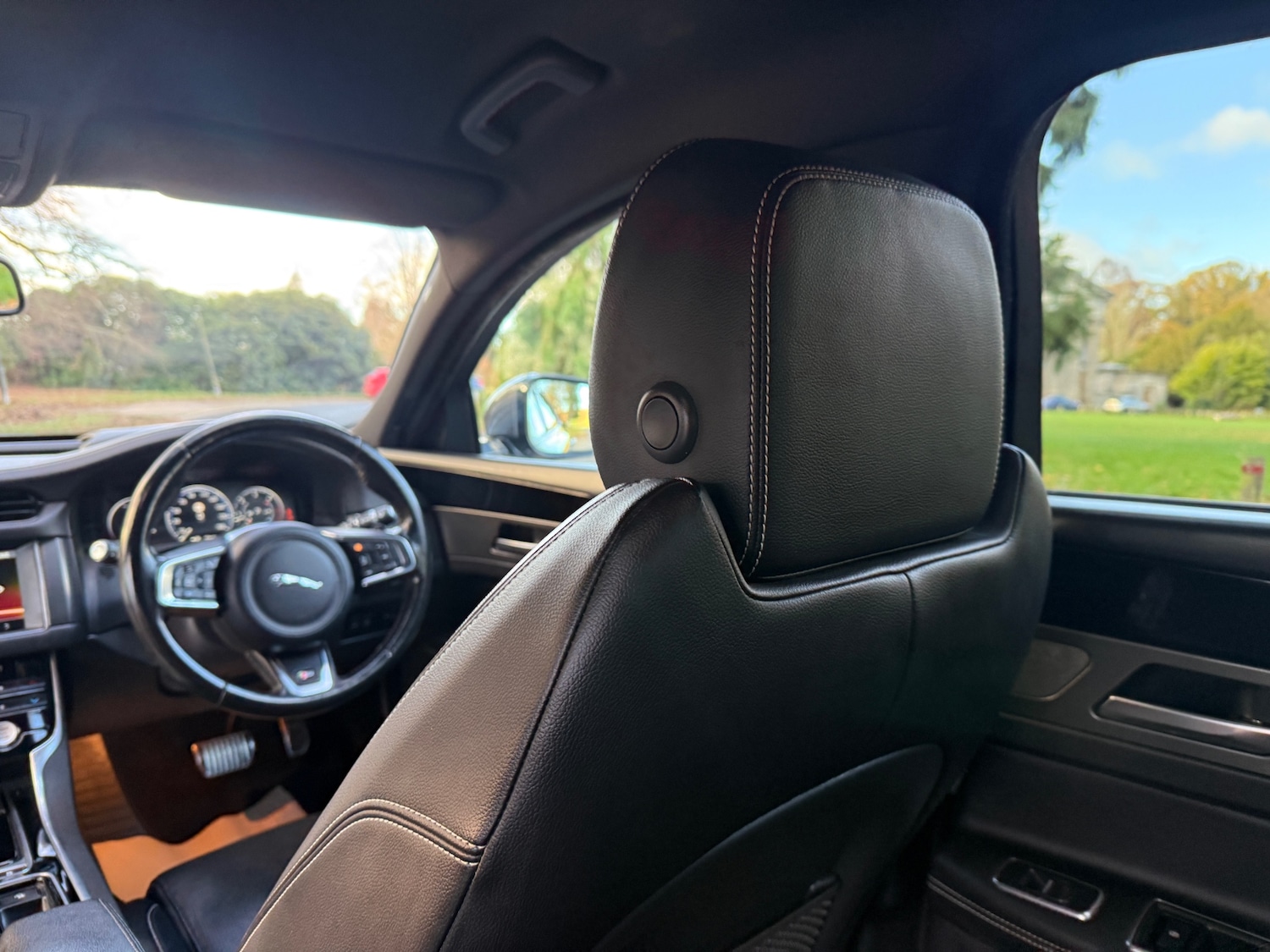 Used Jaguar XF 2016 for sale - 76636877: Photo 30