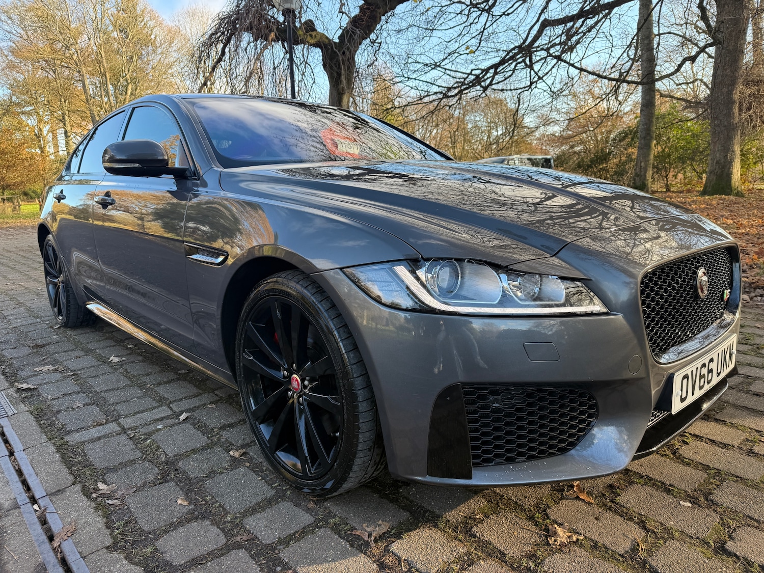 Used Jaguar XF 2016 for sale - 76636877: Photo 5