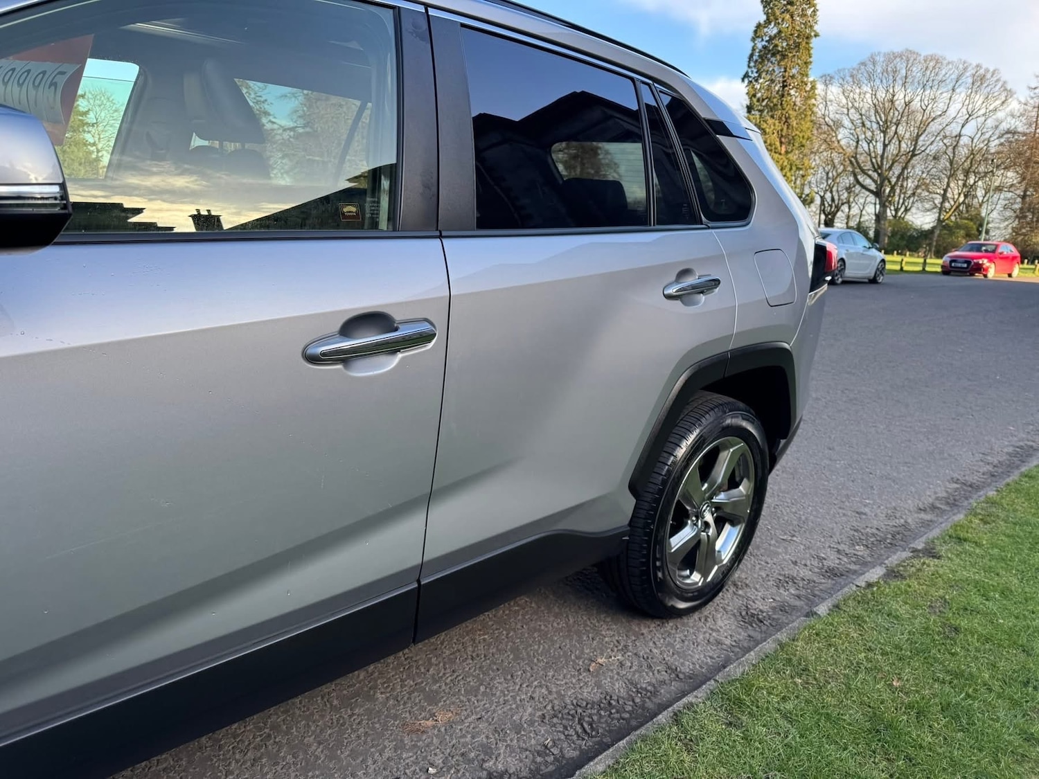 Used Toyota RAV4 2019 for sale - 77881197: Photo 10