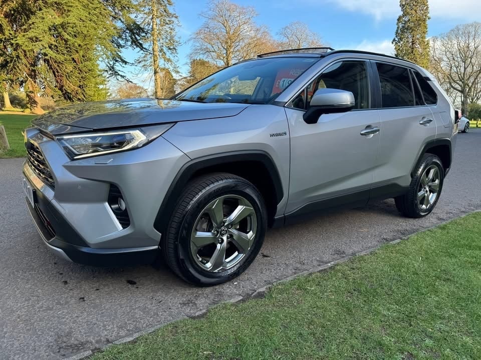 Used Toyota RAV4 2019 for sale - 77881197: Photo 3
