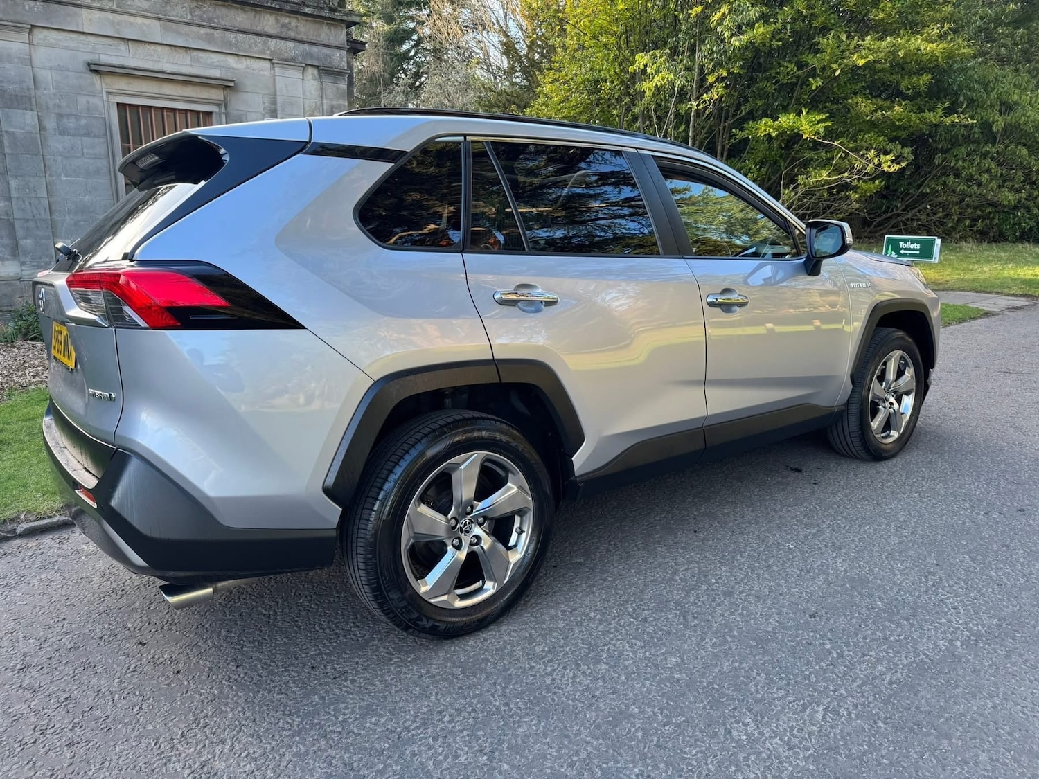 Used Toyota RAV4 2019 for sale - 77881197: Photo 6