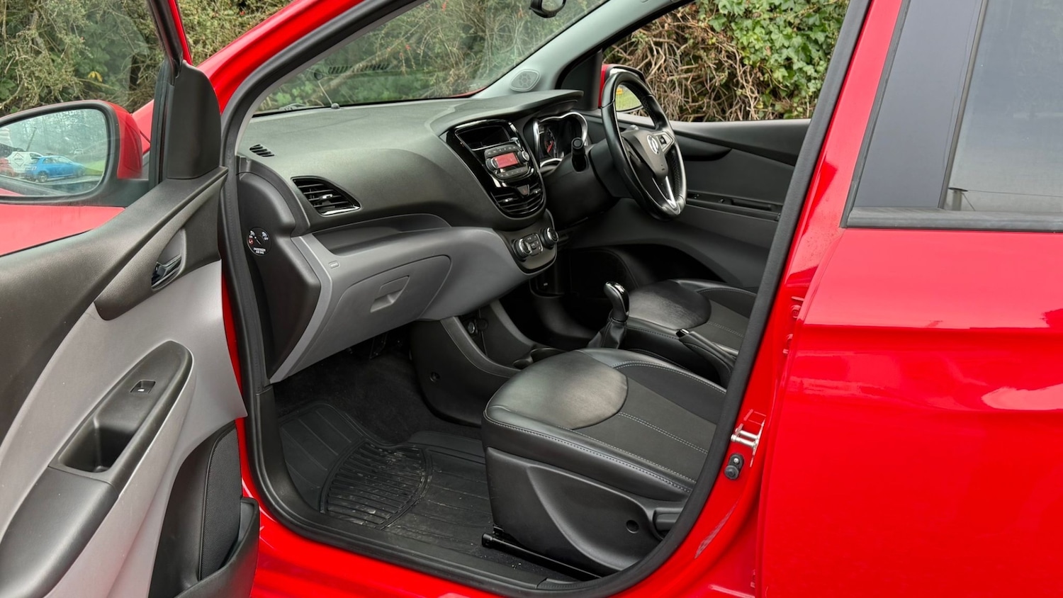 Used Vauxhall Viva 2016 for sale - 76999787: Photo 6