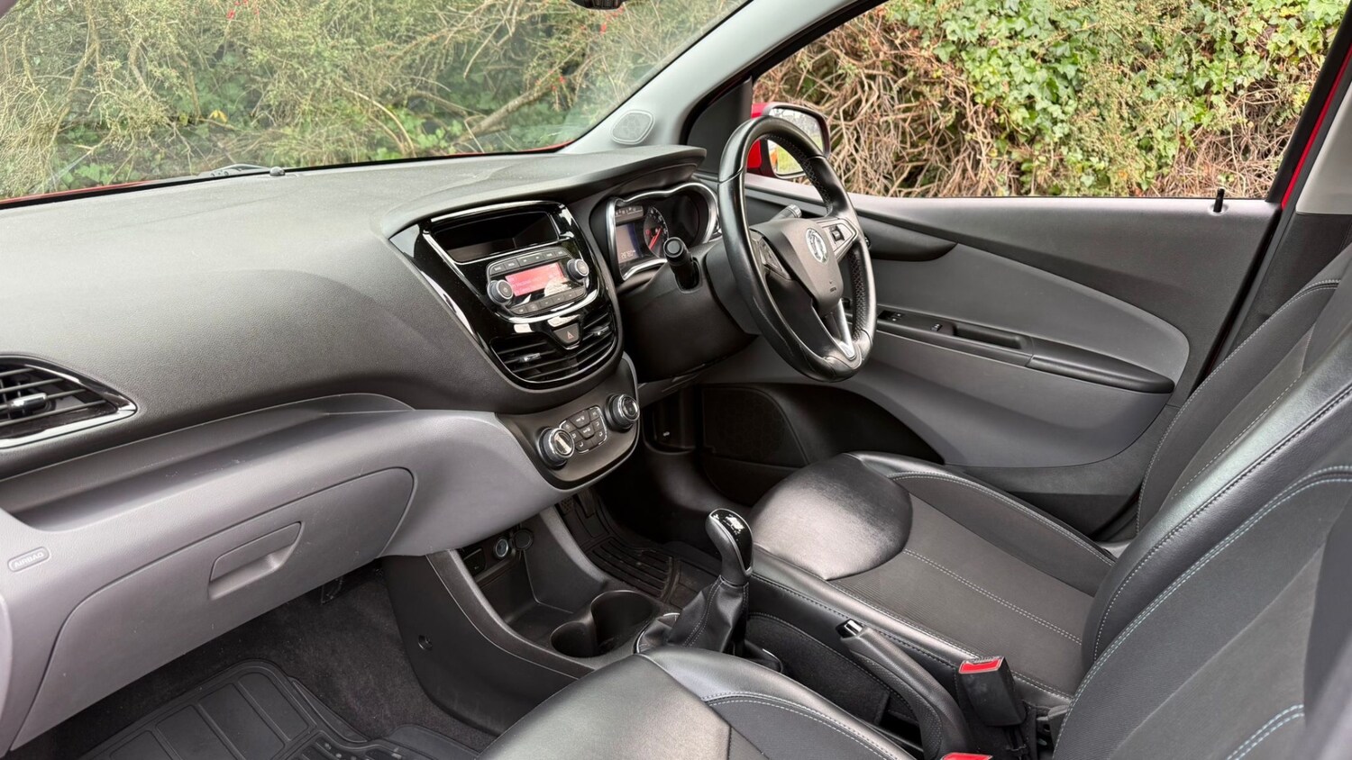 Used Vauxhall Viva 2016 for sale - 76999787: Photo 8