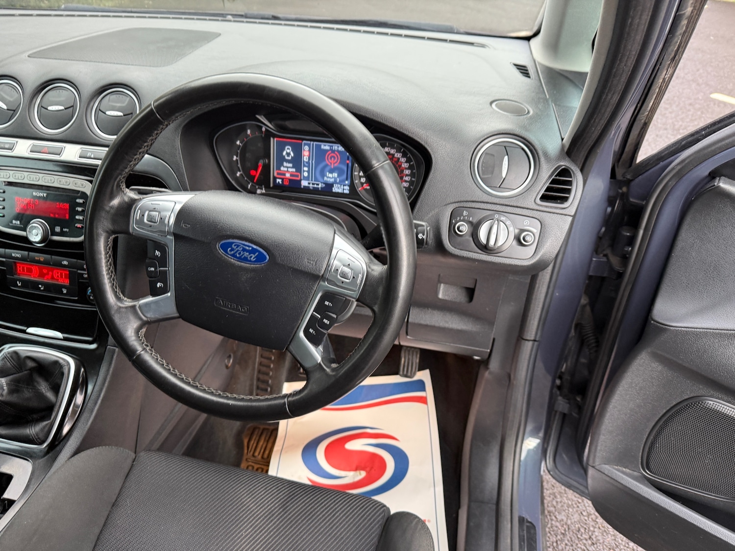 Used Ford S-Max 2012 for sale - 77485128: Photo 14