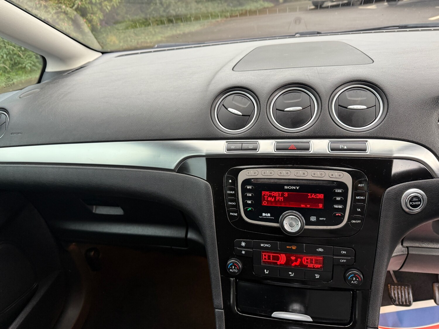 Used Ford S-Max 2012 for sale - 77485128: Photo 16