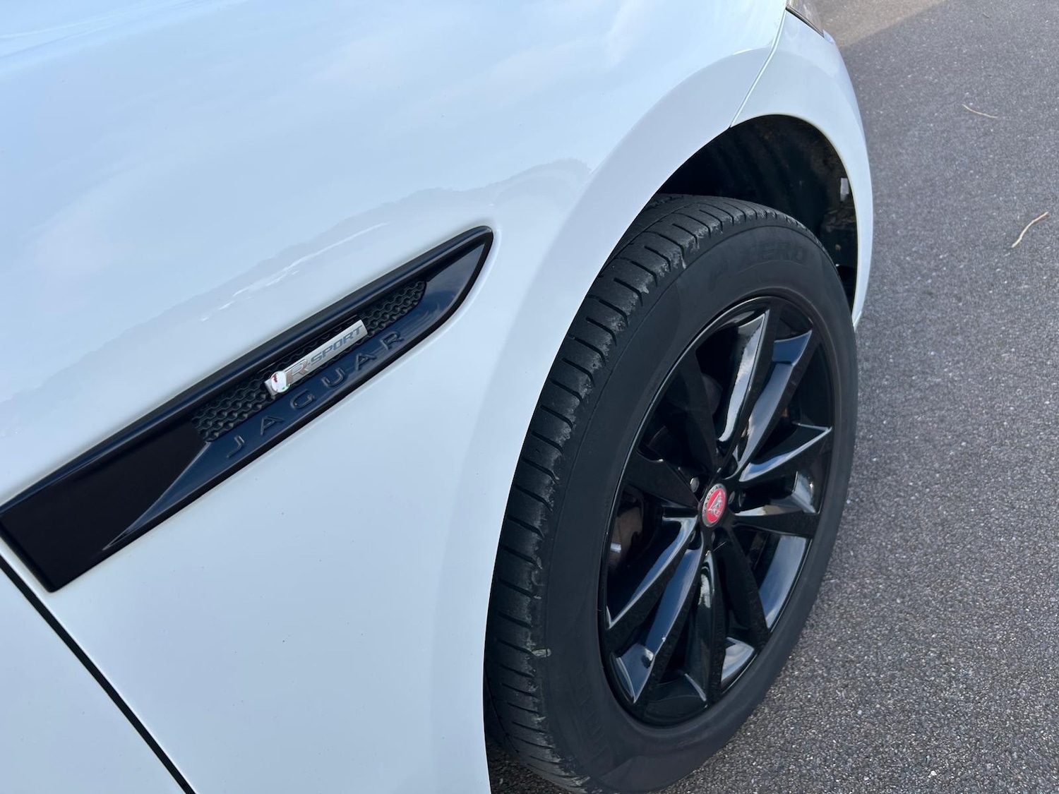 Used Jaguar F-Pace 2018 for sale - 77841661: Photo 8