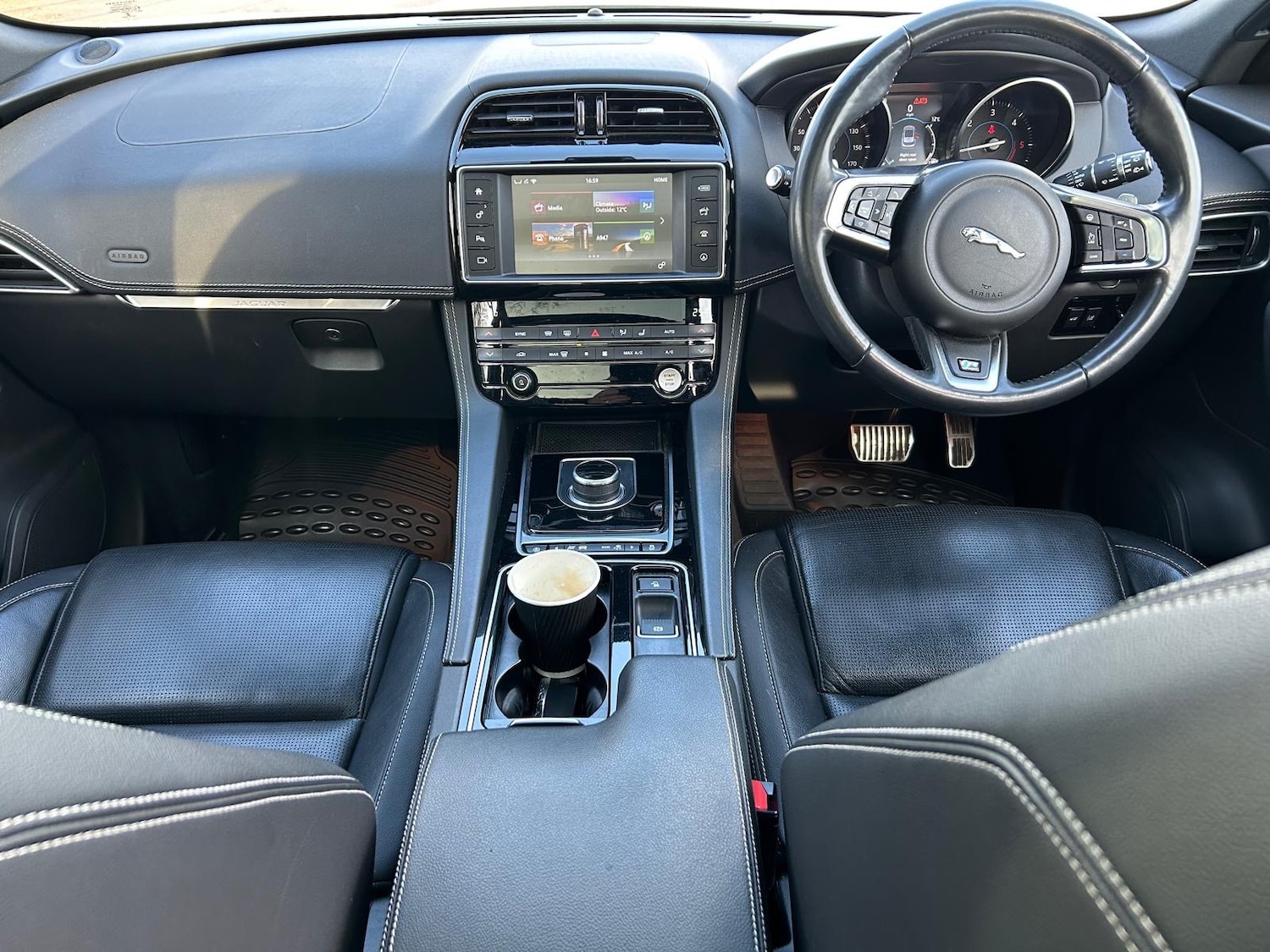 Used Jaguar F-Pace 2018 for sale - 77841661: Photo 9