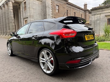 Used Ford Focus 2018 for sale - 76082939: Photo 4