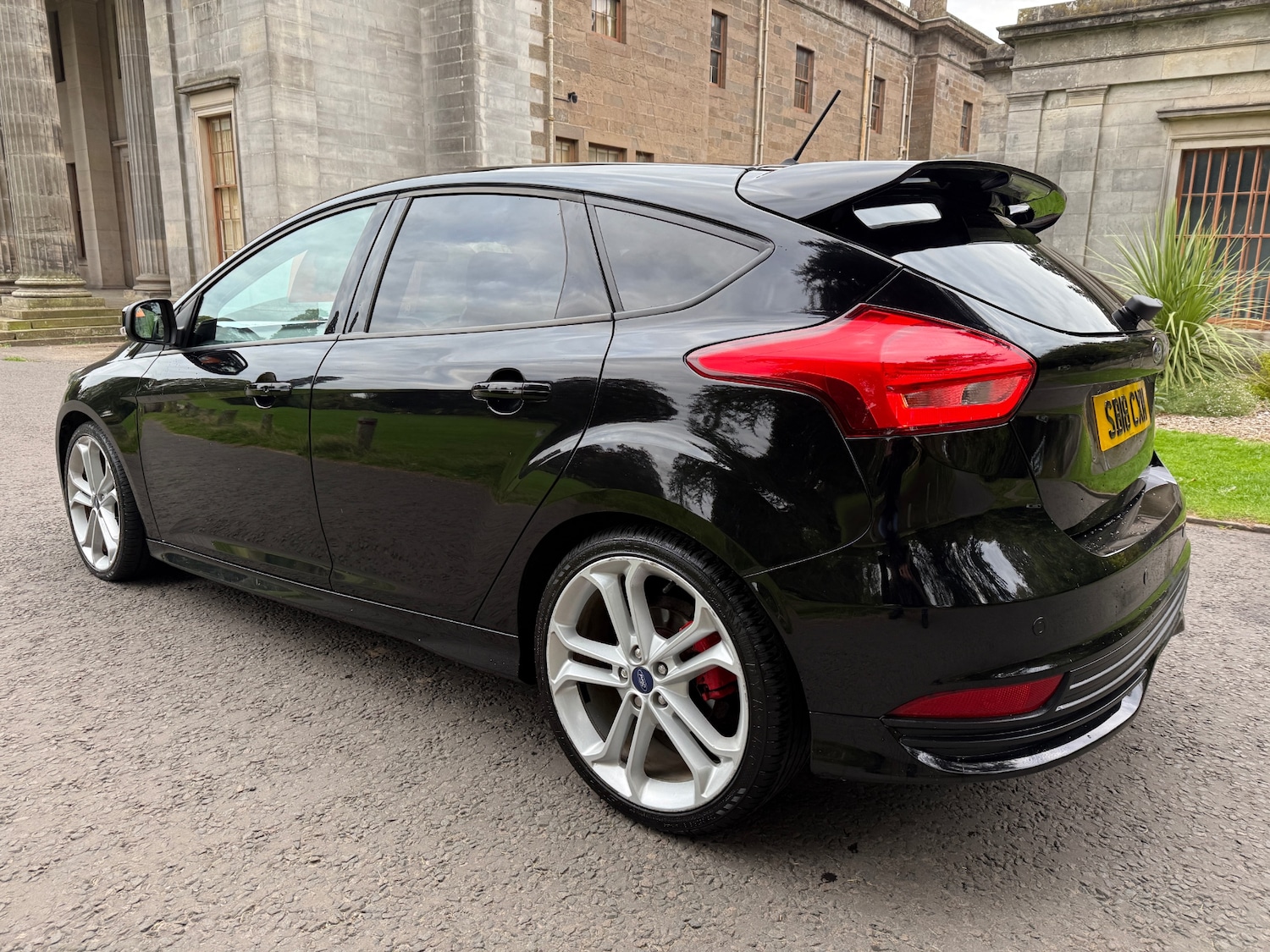 Used Ford Focus 2018 for sale - 76082939: Photo 9
