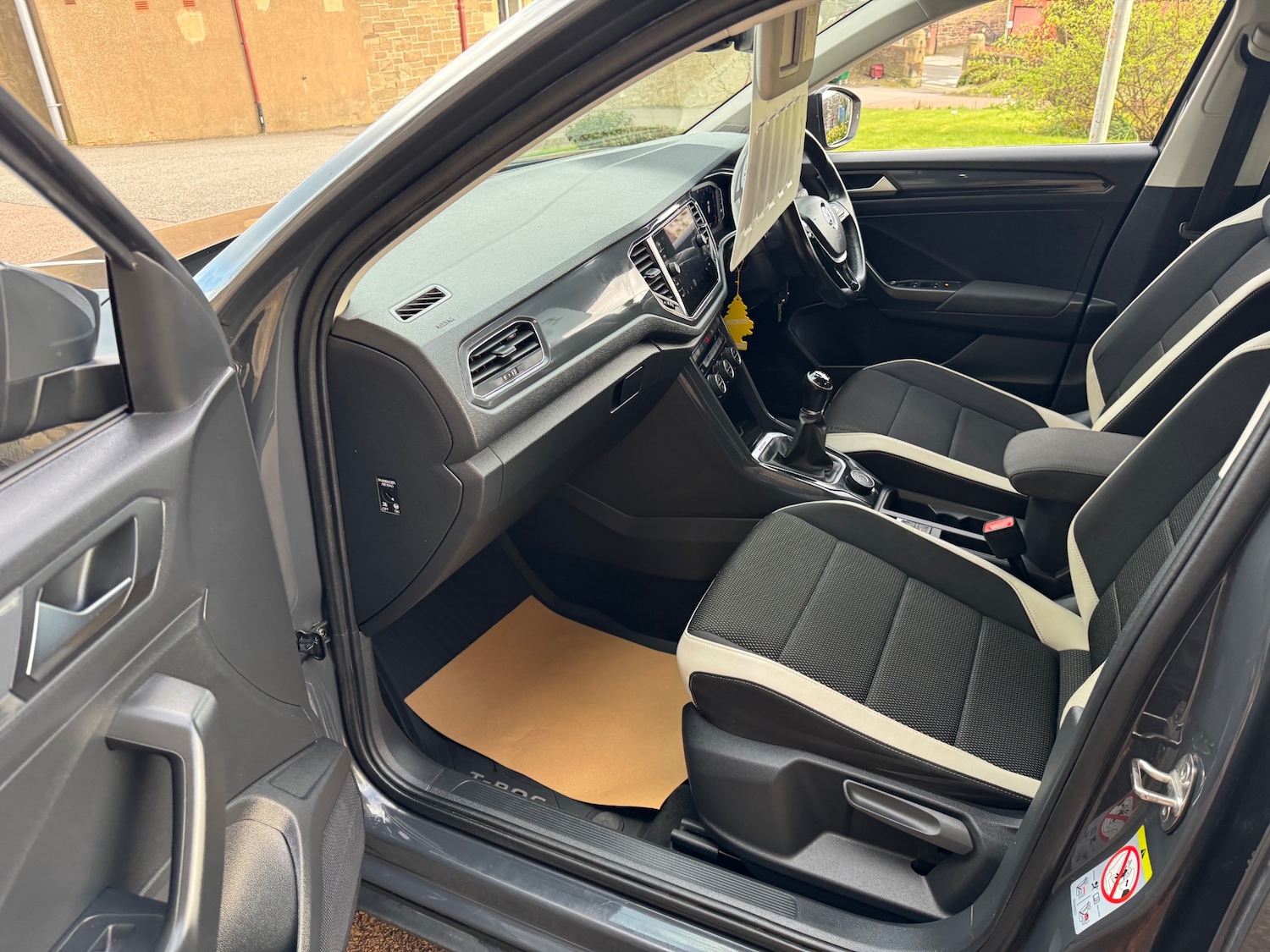 Used Volkswagen T-Roc 2019 for sale - 78145944: Photo 20