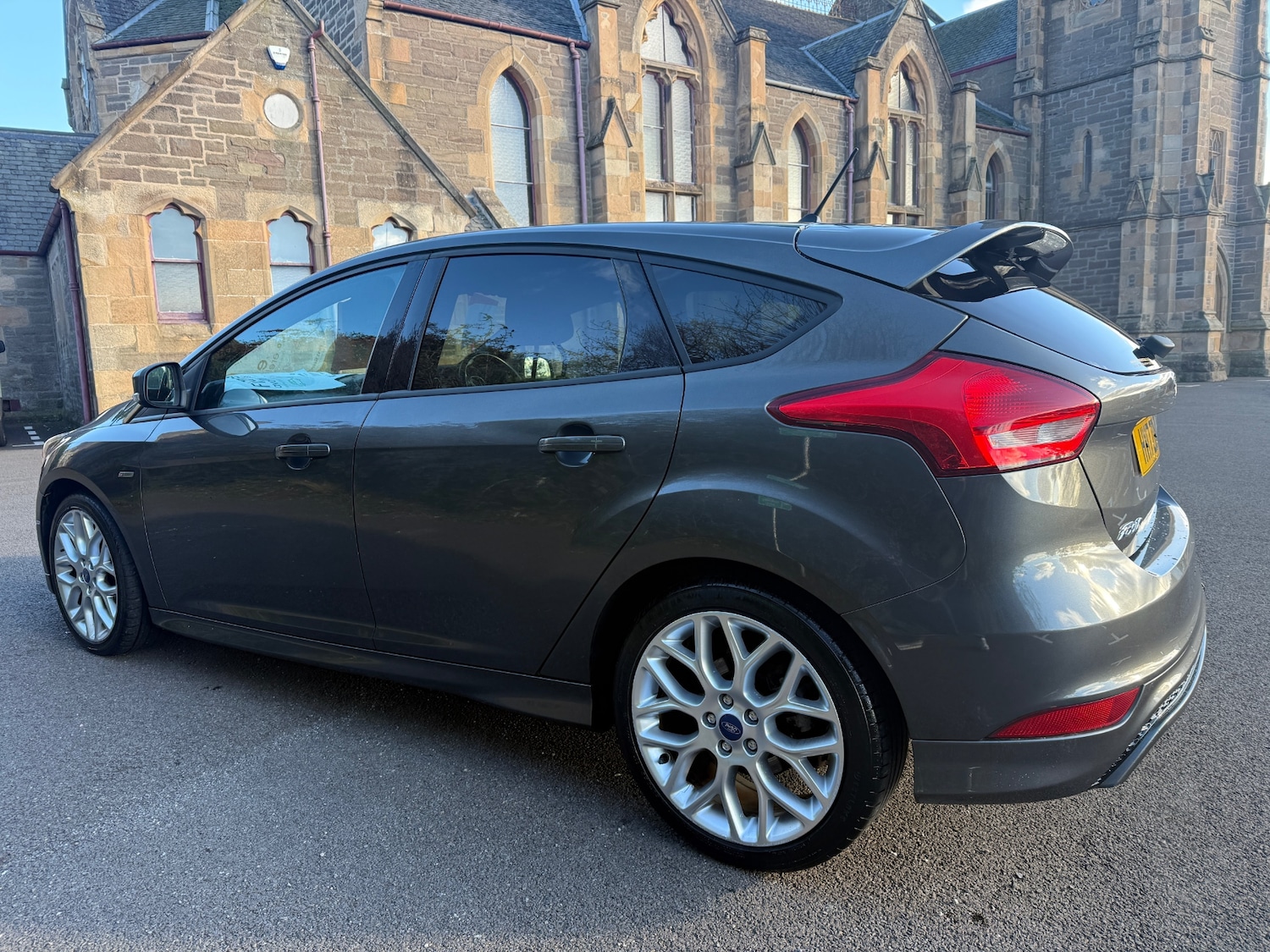 Used Ford Focus 2017 for sale - 76373374: Photo 5
