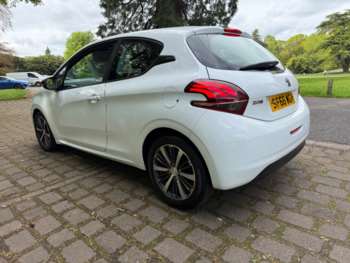 Used Peugeot 208 2016 for sale - 74086805: Photo