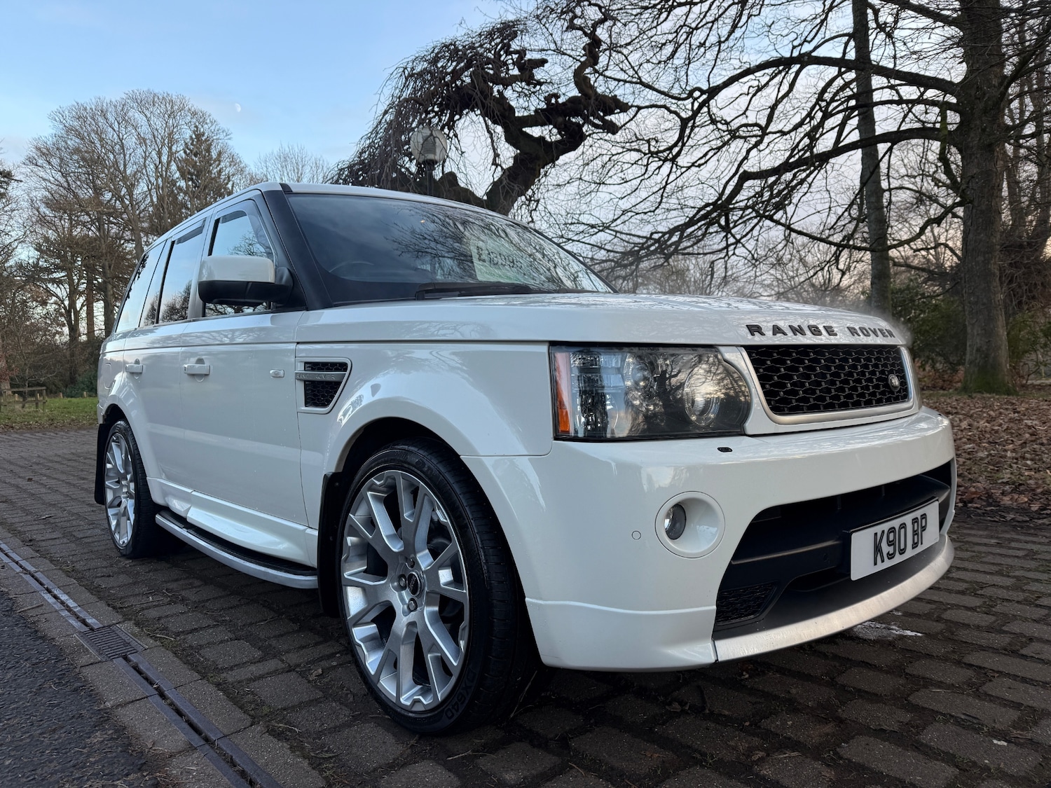 Used Land Rover Range Rover Sport 2010 for sale - 77064346: Photo 2