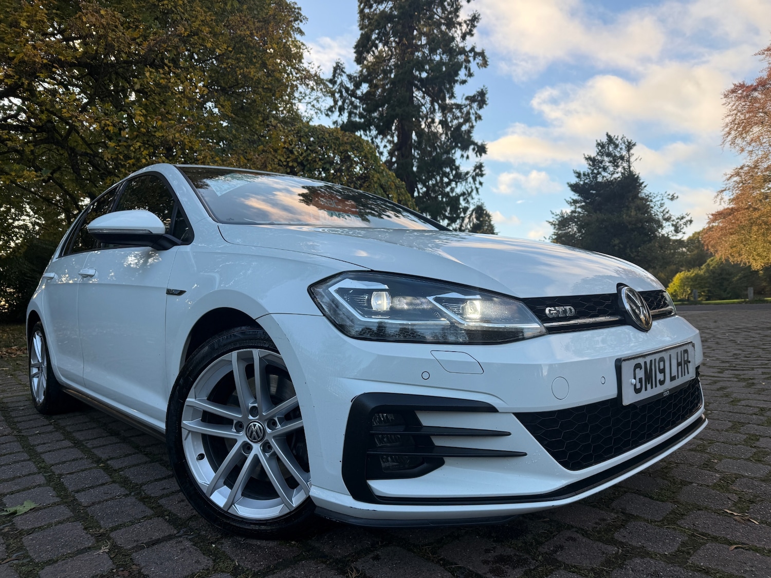 Used Volkswagen Golf 2019 for sale - 76329364: Photo 1