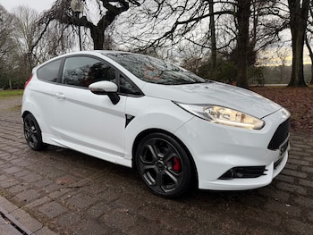 Used Ford Fiesta 2017 for sale - 76901923: Photo