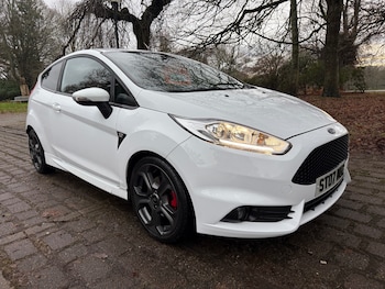 Used Ford Fiesta 2017 for sale - 76901923: Photo