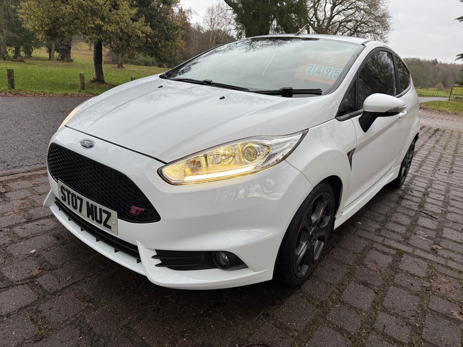 Used Ford Fiesta 2017 for sale - 76901923: Photo 4
