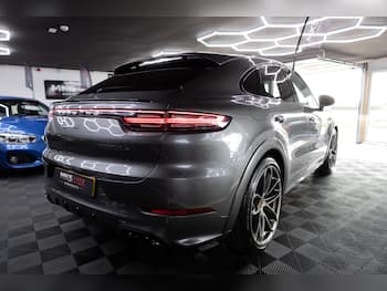 Used Porsche Cayenne 2019 for sale - 79796095: Photo