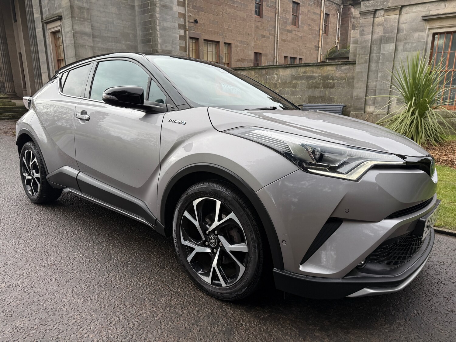Used Toyota C-HR 2017 for sale - 77660489: Photo 11