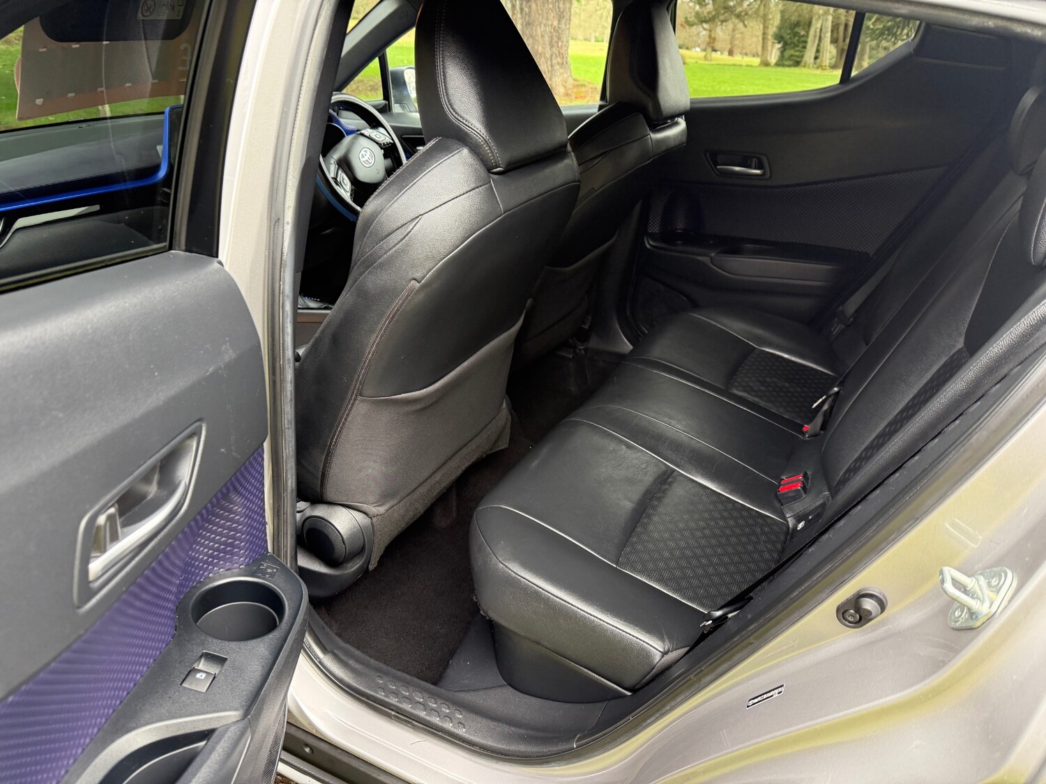 Used Toyota C-HR 2017 for sale - 77660489: Photo 21