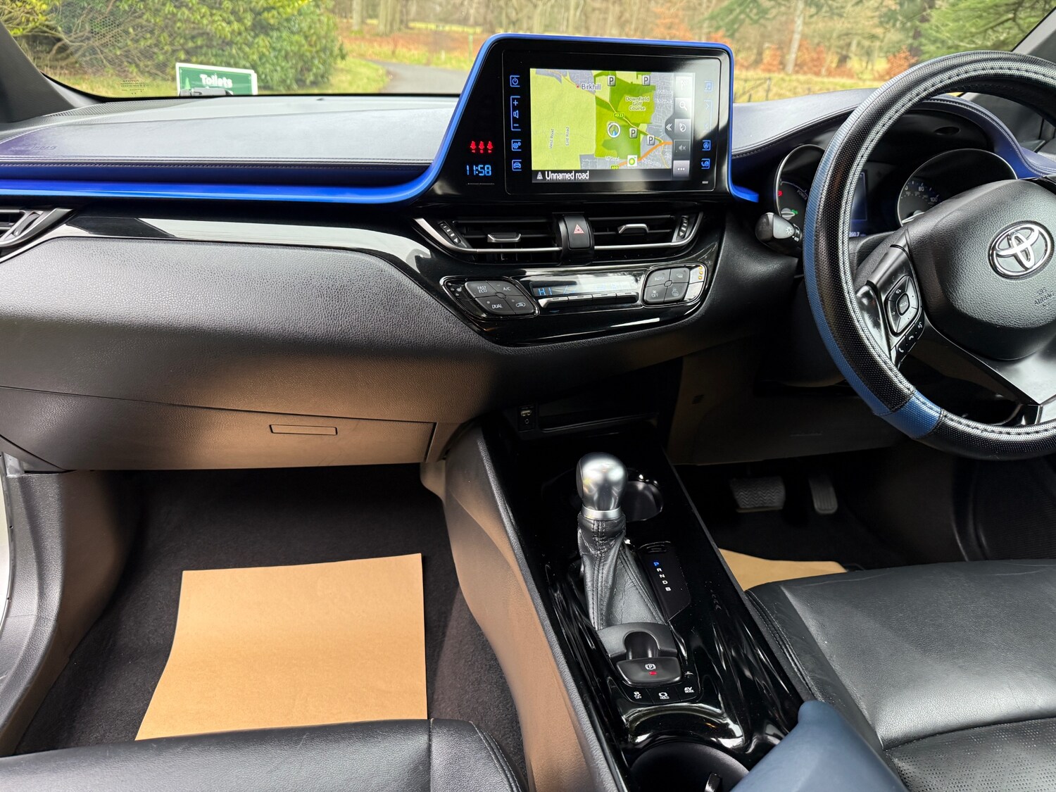 Used Toyota C-HR 2017 for sale - 77660489: Photo 23