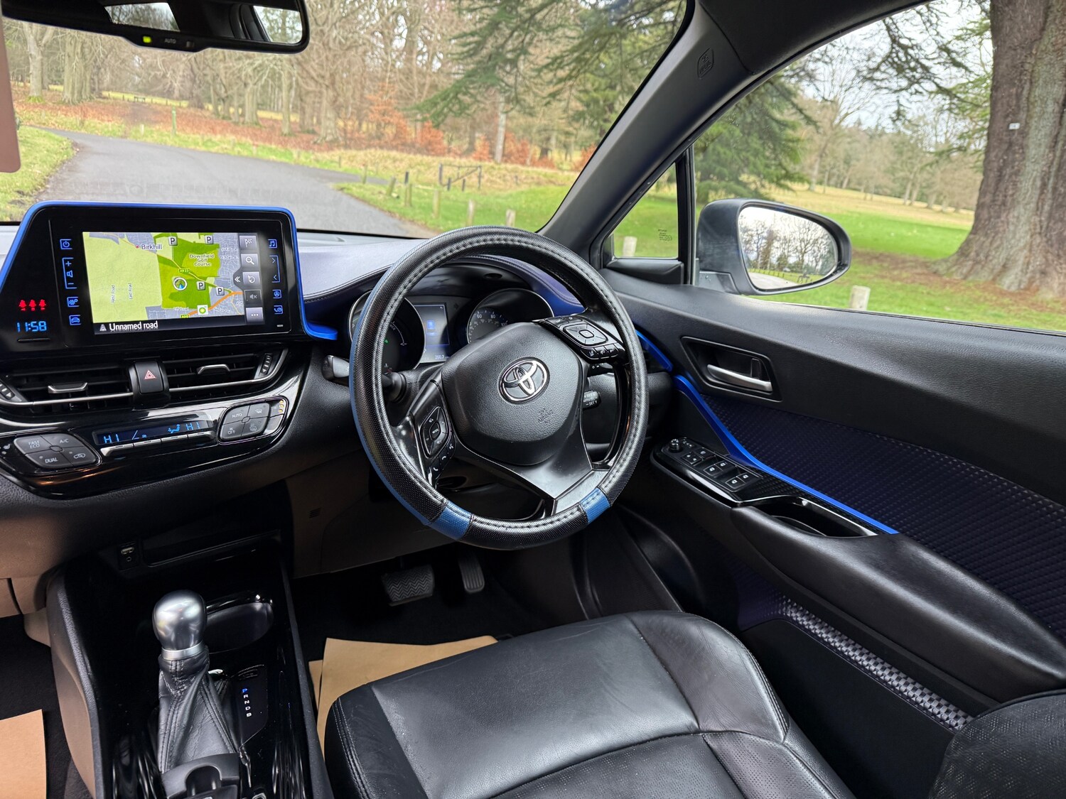 Used Toyota C-HR 2017 for sale - 77660489: Photo 25