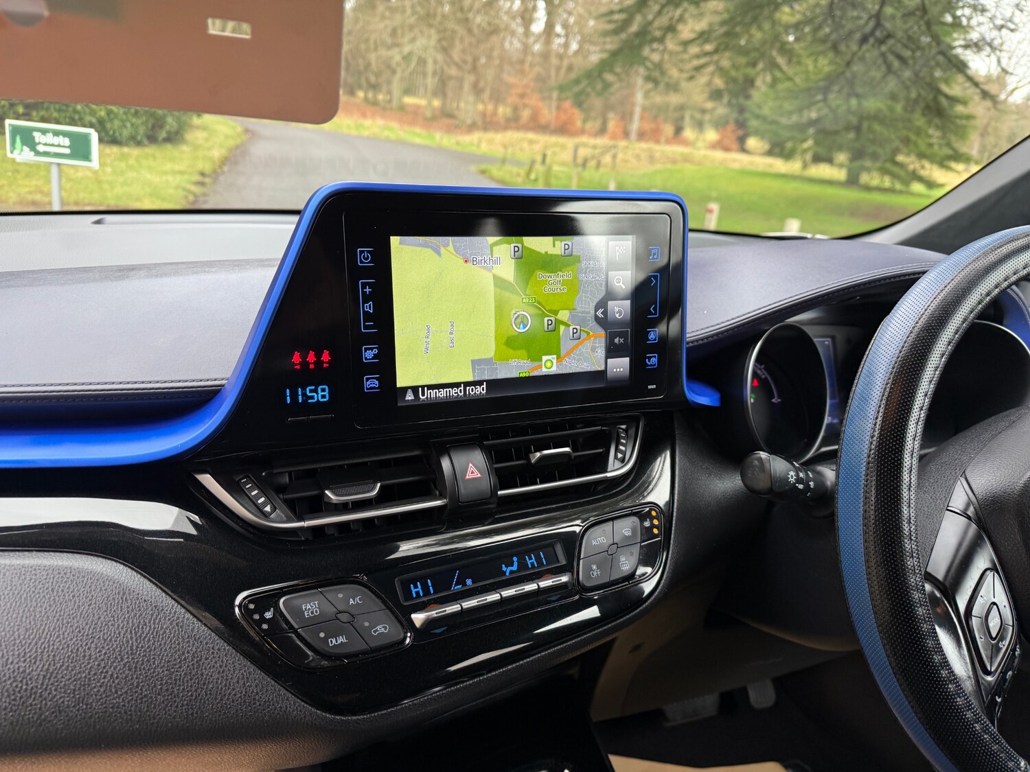 Used Toyota C-HR 2017 for sale - 77660489: Photo 27